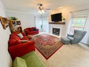 1349 Bruceton Dr in Clarksville, TN - Building Photo - Building Photo