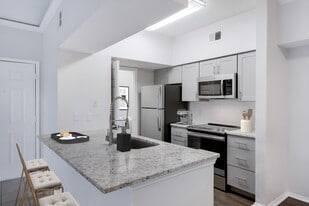 Promenade at Carillon in St. Petersburg, FL - Building Photo