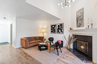 1926 Fairview Ave E in Seattle, WA - Building Photo - Building Photo