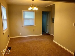 927 Belmar Ave in Indianapolis, IN - Building Photo - Building Photo