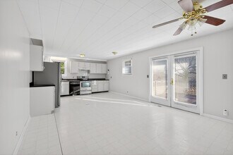 9404 Locust Creek Rd in Lyles, TN - Building Photo - Building Photo