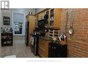93-93 Gilmour St in Ottawa, ON - Building Photo - Building Photo