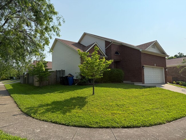 2765 Mable Ln in Lexington, KY - Foto de edificio - Building Photo