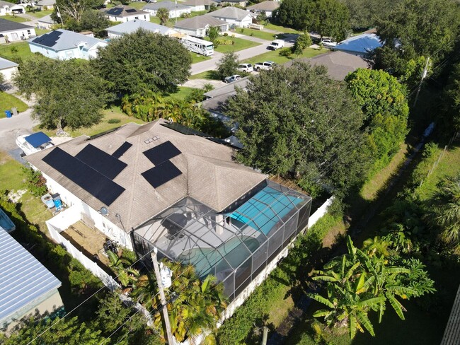 7746 99th Ct in Vero Beach, FL - Building Photo - Building Photo