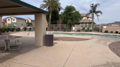 7313 S 48th Dr in Phoenix, AZ - Building Photo - Building Photo