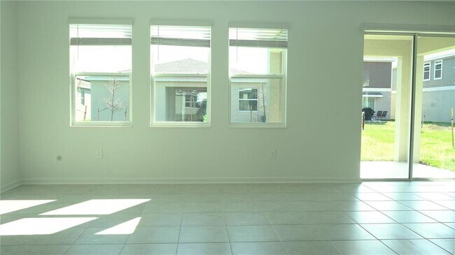 1047 John Jacob Rd in Davenport, FL - Building Photo - Building Photo