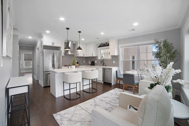 property at 593 Gallivan Blvd