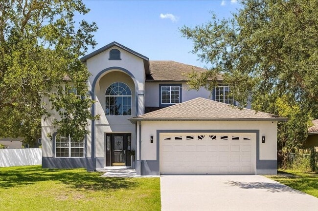 property at 724 Tahiti Dr