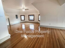 841 Diamond St in Williamsport, PA - Building Photo