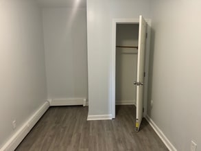 168 Warren Ct in Lowell, MA - Building Photo - Building Photo