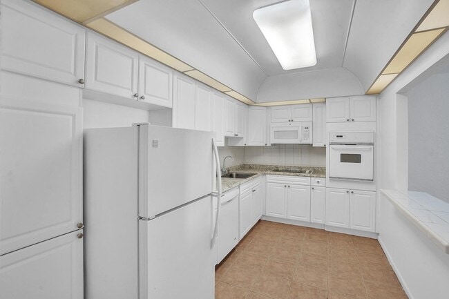 property at 19390 Collins Ave