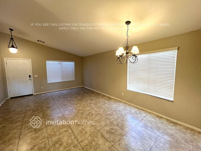 10939 E Diamond Ave in Mesa, AZ - Building Photo - Building Photo