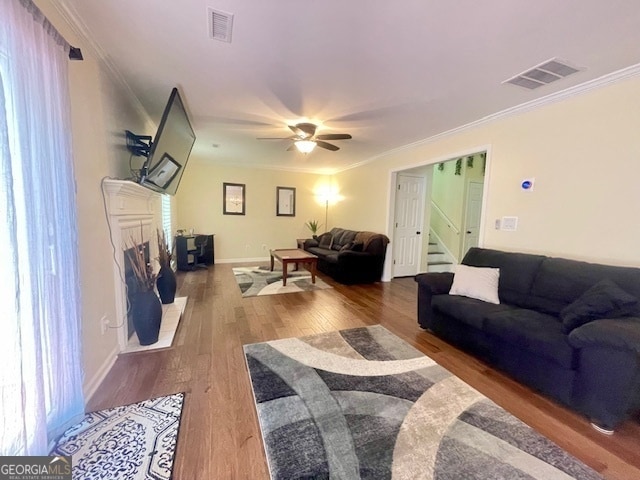 property at 118 Braelinn Courts