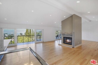 3355 Tareco Dr in Los Angeles, CA - Building Photo - Building Photo