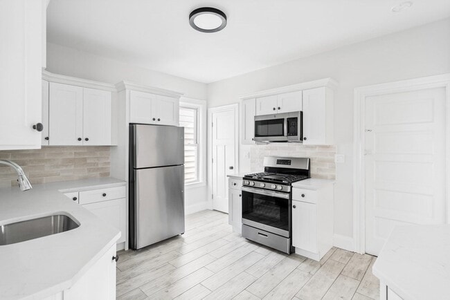 property at 33 Harbor View St