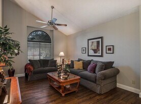 2529 Purvis Ave in Clovis, CA - Building Photo