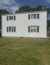 56 Campfield Dr in Fairfield, CT - Building Photo - Building Photo