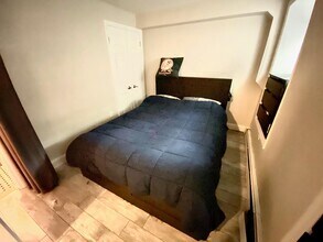 247 Grove St in Jersey City, NJ - Building Photo - Building Photo