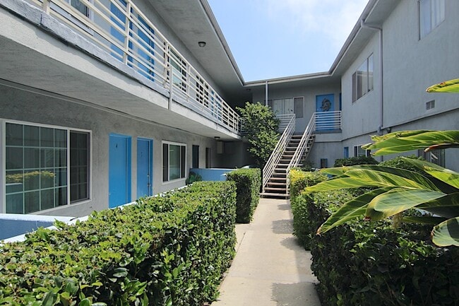 3920 Redondo Beach Blvd, Unit 26, Unit 26