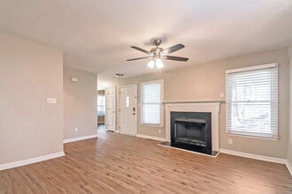 5513 Lake Garden Ct in Raleigh, NC - Building Photo - Building Photo