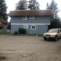 5827 204th St SW, Unit C in Lynnwood, WA - Building Photo