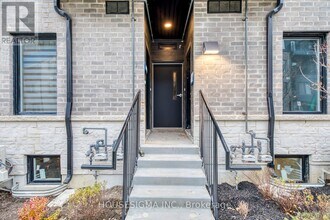 10 Calamint Ln. in Toronto, ON - Building Photo - Building Photo