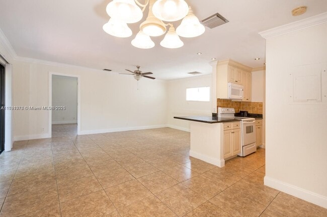 1 Crossings Cir in Boynton Beach, FL - Building Photo - Building Photo