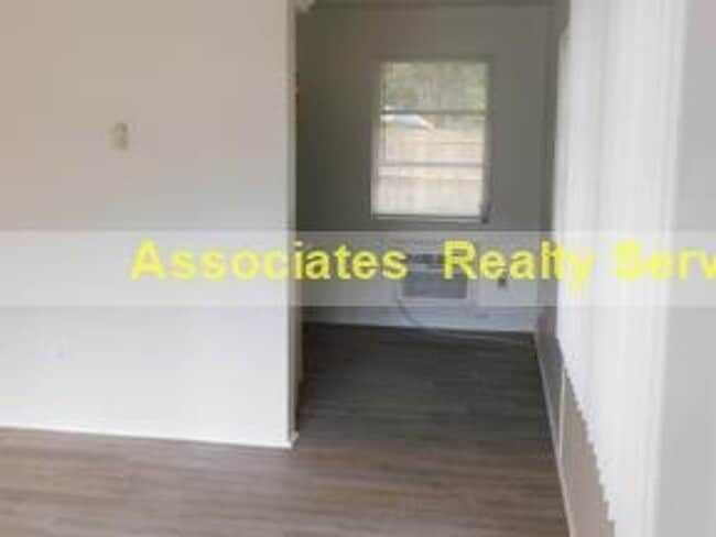 911 NW 42nd Terrace in Gainesville, FL - Building Photo - Building Photo