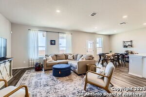 4230 Admirals Bnd in Converse, TX - Building Photo - Building Photo