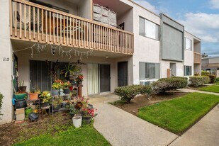 285 Moss St in Chula Vista, CA - Building Photo