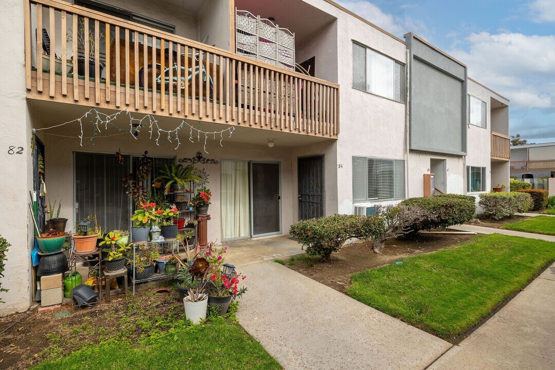 285 Moss St in Chula Vista, CA - Building Photo