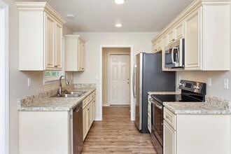 907 Alabama St in Crestview, FL - Building Photo - Building Photo