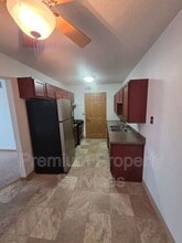 435 Willis Ave in Rochelle, IL - Building Photo - Building Photo