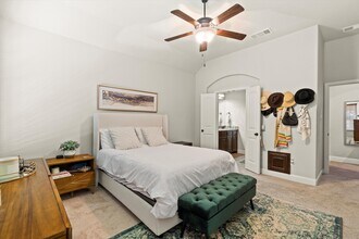 1525 Avenue A in Grand Prairie, TX - Building Photo - Building Photo