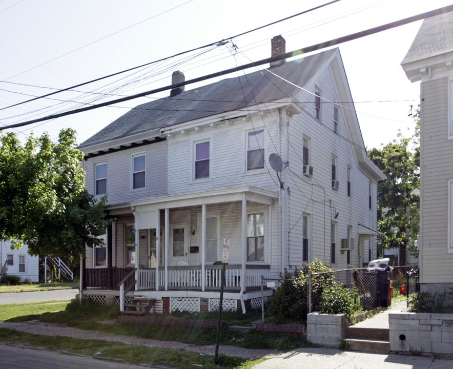 61-63 Church St in Bridgeton, NJ - Building Photo