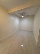 606 SW 58th Ct, Unit 1 in Miami, FL - Building Photo - Building Photo