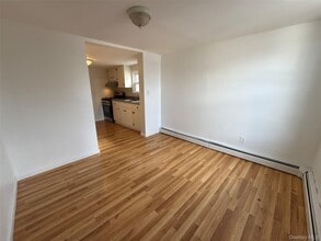 49 1/2 Elm St in Sleepy Hollow, NY - Building Photo - Building Photo