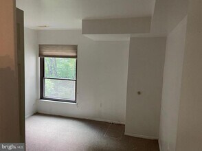 433 Christopher Ave in Gaithersburg, MD - Building Photo - Building Photo