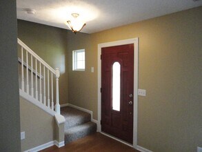 1337 Vimla Way in Xenia, OH - Building Photo - Building Photo