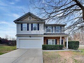 104 Thorsen Dr in Mooresville, NC - Building Photo