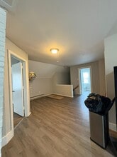 216 Mansfield St, Unit 3 in New Haven, CT - Foto de edificio - Building Photo
