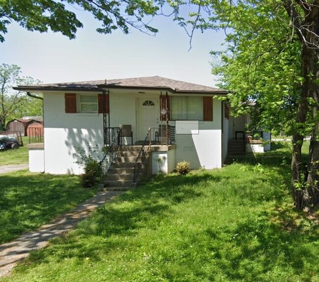 property at 556 Small St