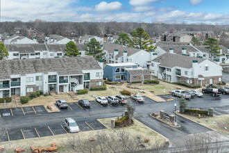 Boulder Ridge in Tulsa, OK - Building Photo - Building Photo