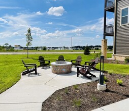 The Terraces of Windsor Crossing in Windsor, WI - Building Photo - Building Photo