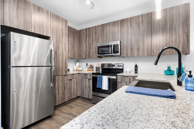 SoBA Apartments in Jacksonville, FL - Building Photo - Building Photo