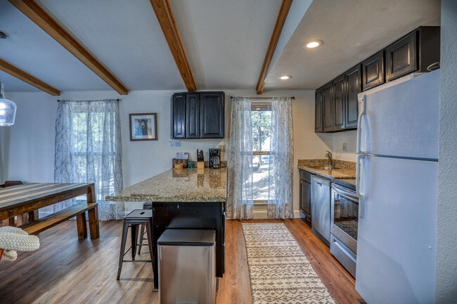 property at 26 N Debonaire Ct