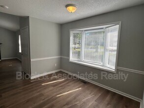 408 Prince Haven Ln in Kernersville, NC - Building Photo - Building Photo