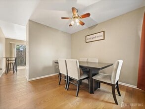 30 Renaissance Ln in New Brunswick, NJ - Building Photo - Building Photo