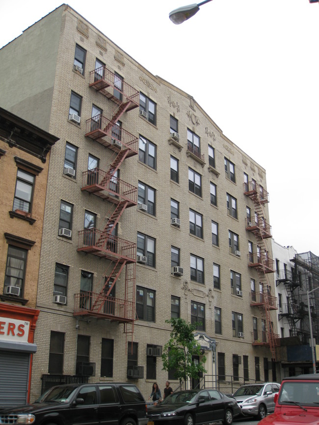 Novelty Court in Brooklyn, NY - Building Photo - Building Photo