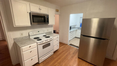 244 S Main St, Unit 1 in Attleboro, MA - Building Photo - Building Photo